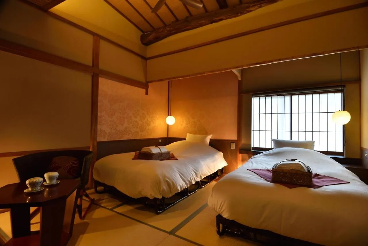 Japanskt värdshus (ryokan) Yasaka Yutone Kyokoyado Hotell Kyoto